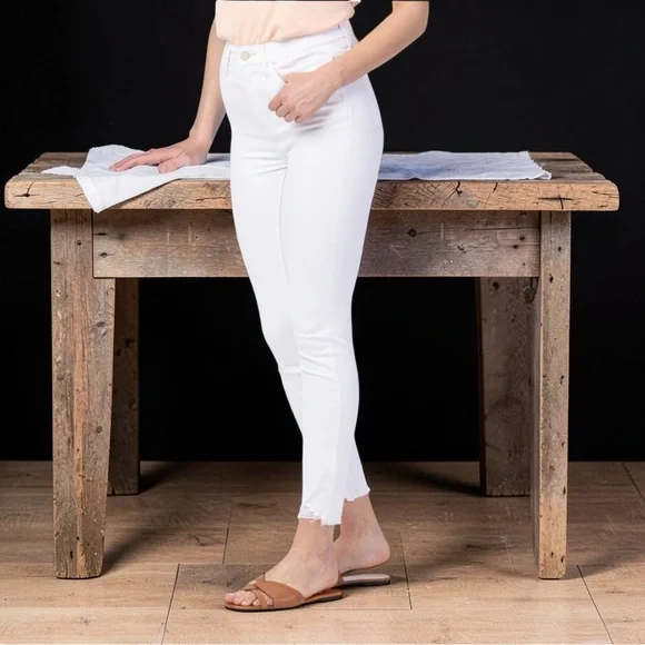 NEW Judy Blue White Skinny Fit Jeans Women's 1 / 25 Raw Hem Stretch Denim 88453 - Picture 7 of 10